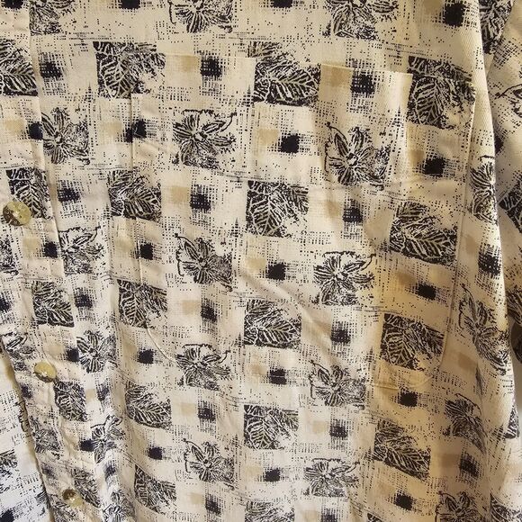 Trader Bay Floral Hawaiian Shirt Button Down Men’s Large Tall Island Shirt - Picture 10 of 10